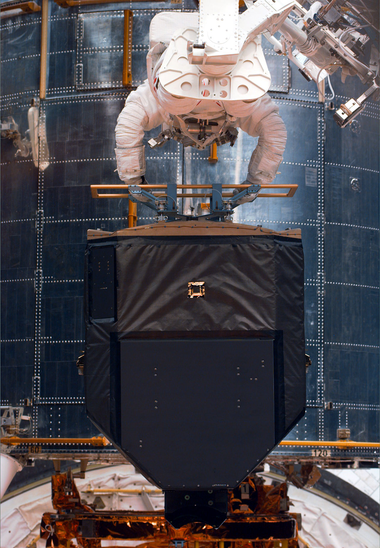  One of the three Fine Guidance Sensors fotographed during Second Servicing Mission in 1997.